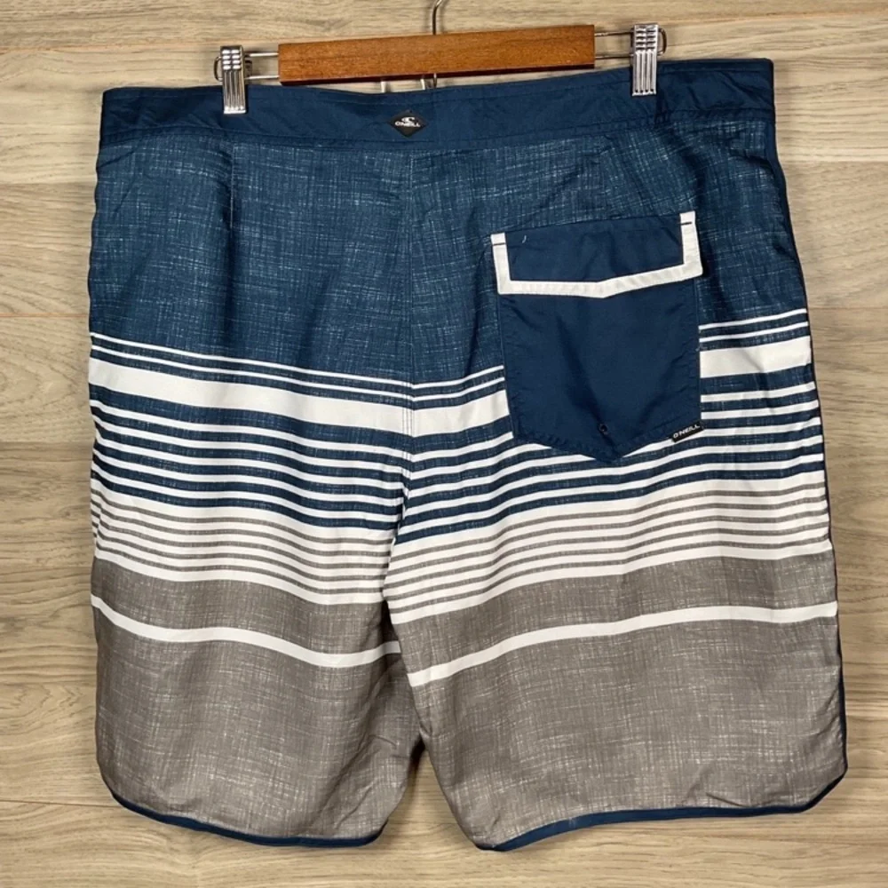 O'Neill NWT Color-Block Striped 100% Polyester Boardshorts - Picture 3 of 11
